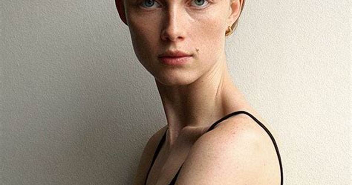 10 Models You Need to Be Following on Instagram
