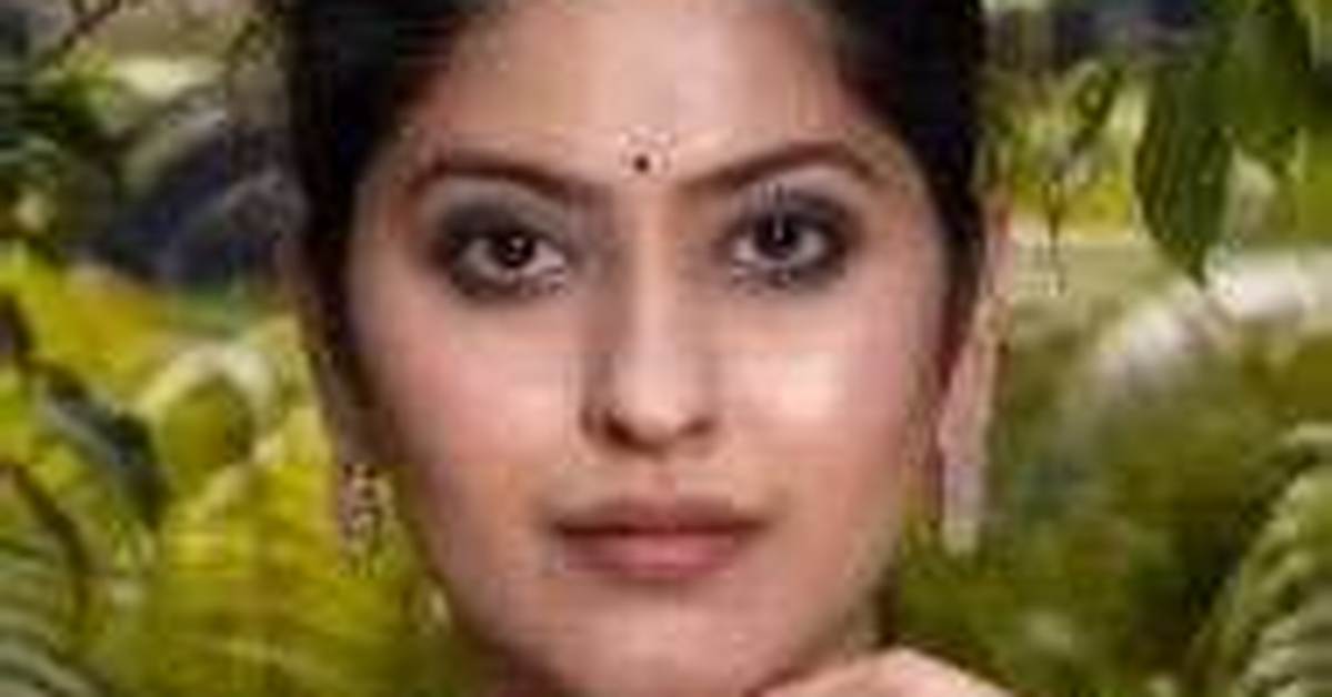 Abhidnya Bhave - Net Worth, Age, Height, Birthday, Bio, Wiki!