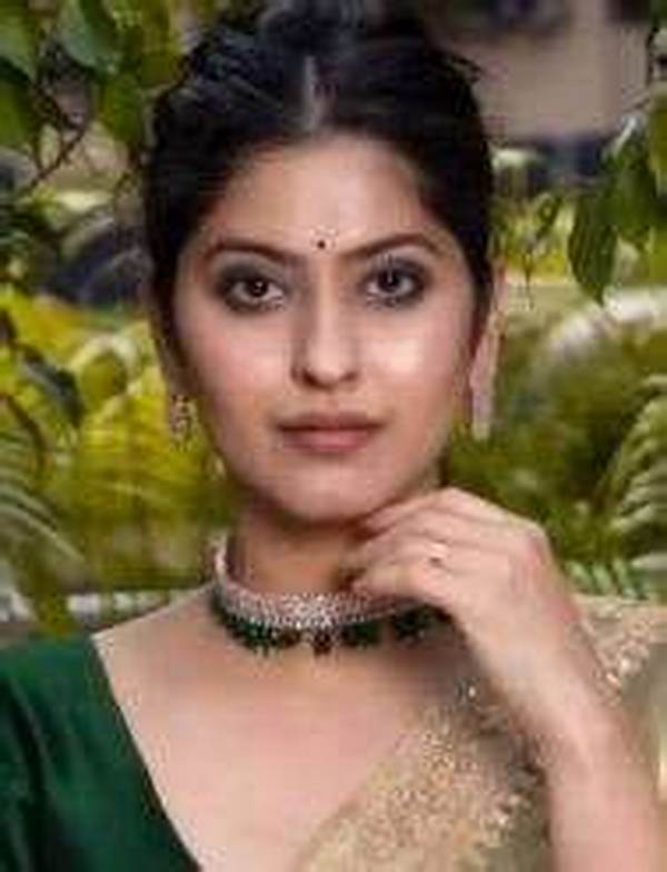 Abhidnya Bhave - Net Worth, Age, Height, Birthday, Bio, Wiki!