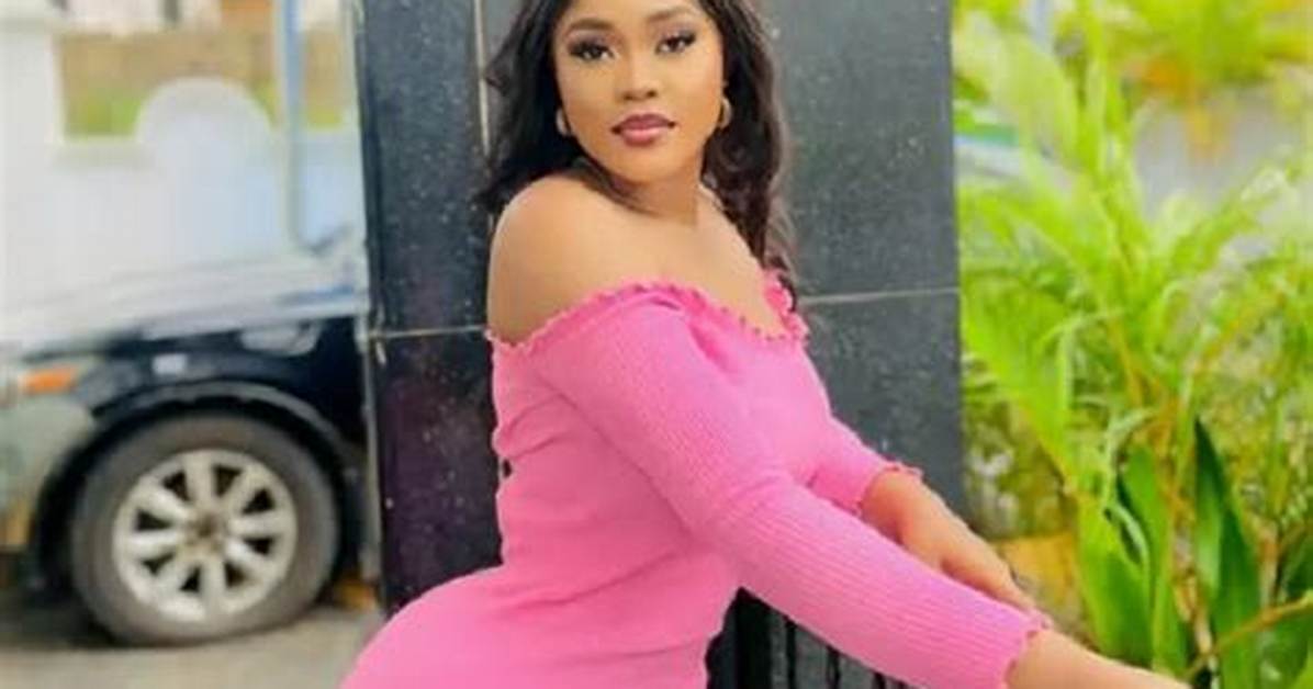 Actress Chioma Nwaoha Licks Her Birthday Cake in Stunning Photos as She Turns a Year Older on Nov. 2