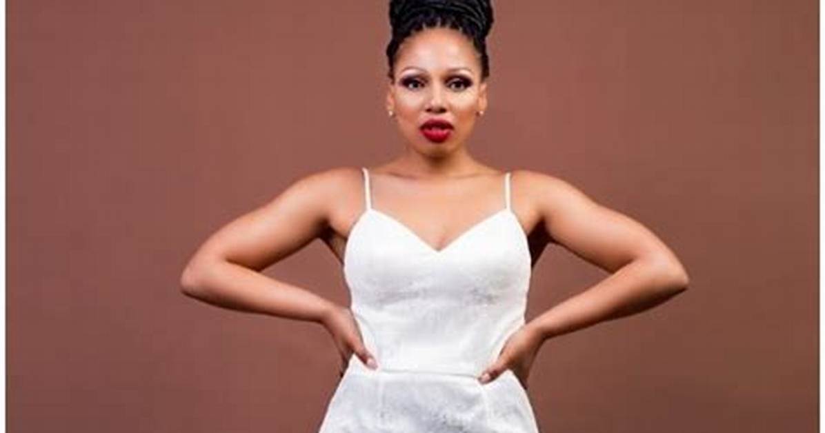 Actress Phindile Gwala Eats Humble Pie After Buying a New Phone and Apologizing to the Student She Beat Up