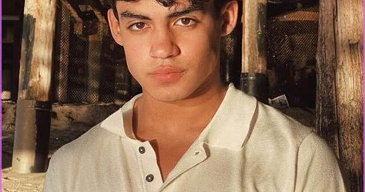 Alejandro Rosario- Age, Net Worth, Height, Girlfriend, Career