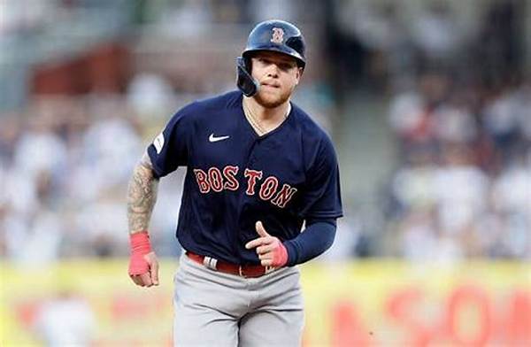Alex Verdugo Networth, Bio, Age, Family, Girlfriend & More