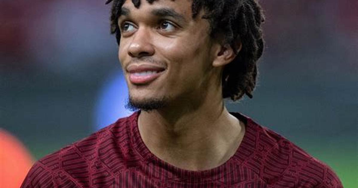 Alexander Arnold Bio, Age, Height, Career, Net Worth, Family