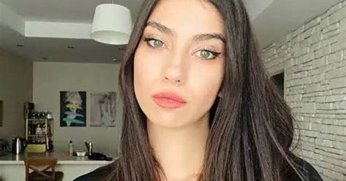 Aleyna Solaker - Net Worth, Age, Height, Birthday, Bio, Wiki!