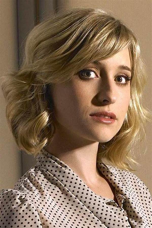 Allison Mack Bio, Age, Parents, Husband, Children, Net Worth
