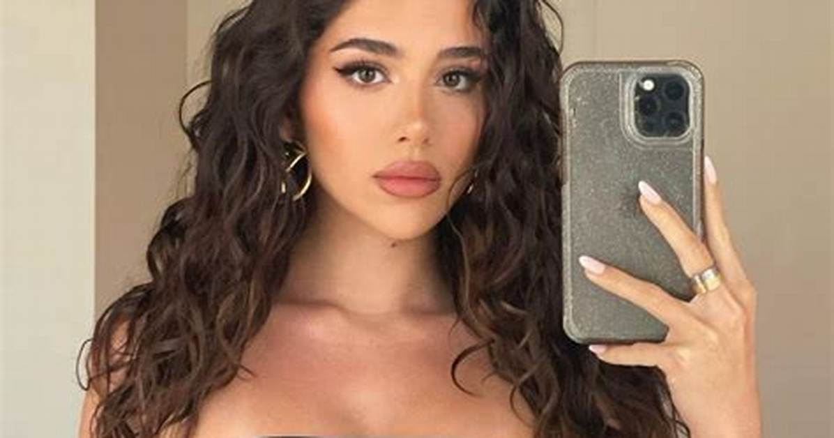 Amanda Diaz Is Rumored to Have Split with Kio Cyr as She Called Him Her Friend