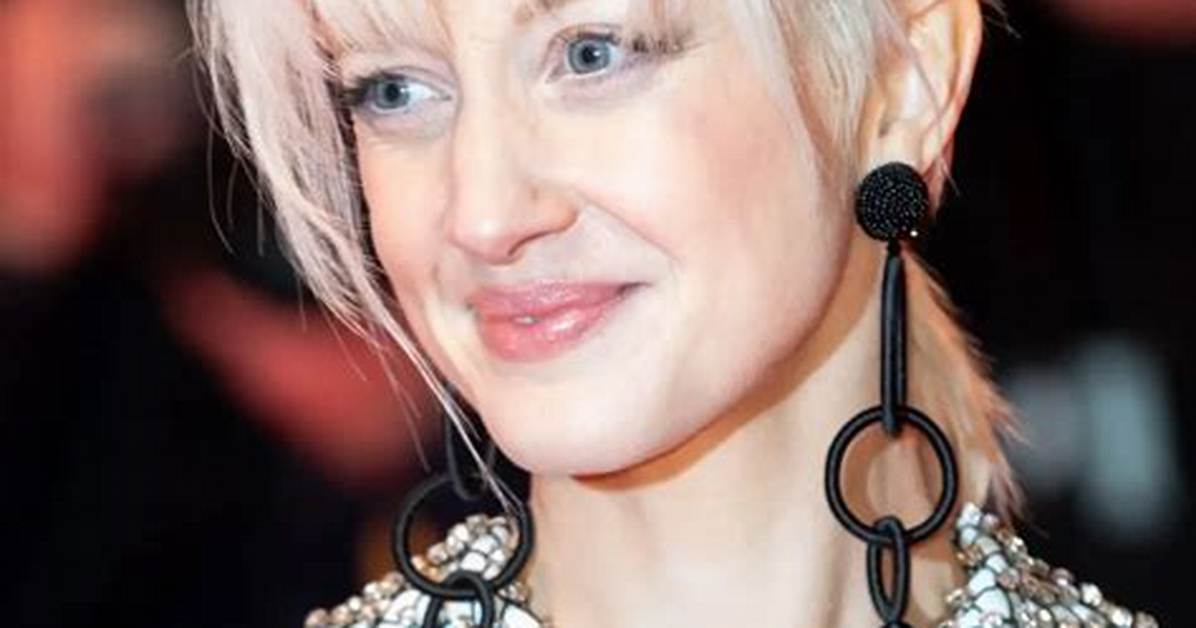Andrea Riseborough Net Worth, Age, Height, Bio, Birthday, Wiki!