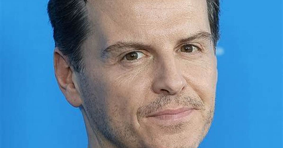Andrew Scott - Net Worth, Age, Height, Birthday, Bio, Wiki!