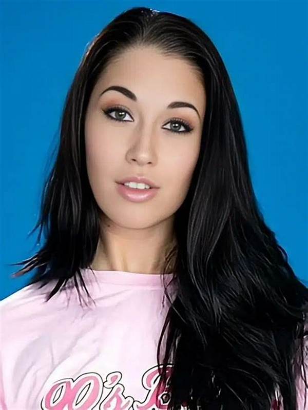 Annalise Wood- Age, Boyfriend, Net Worth, Height, Ethnicity