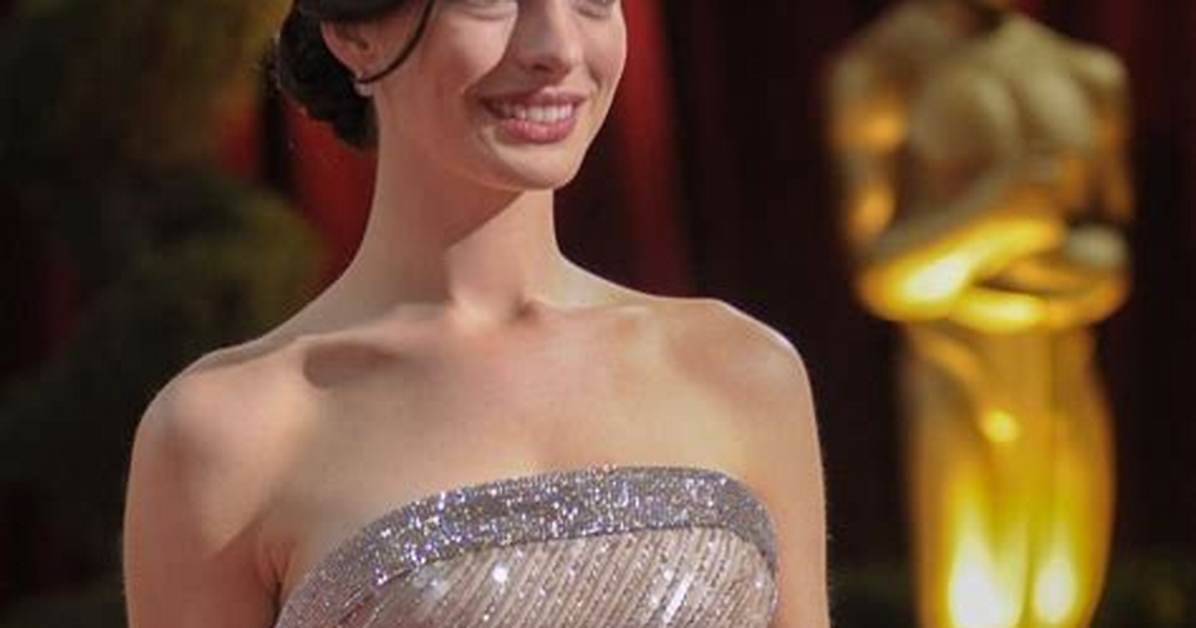 Anne Hathaway Awards and Honors