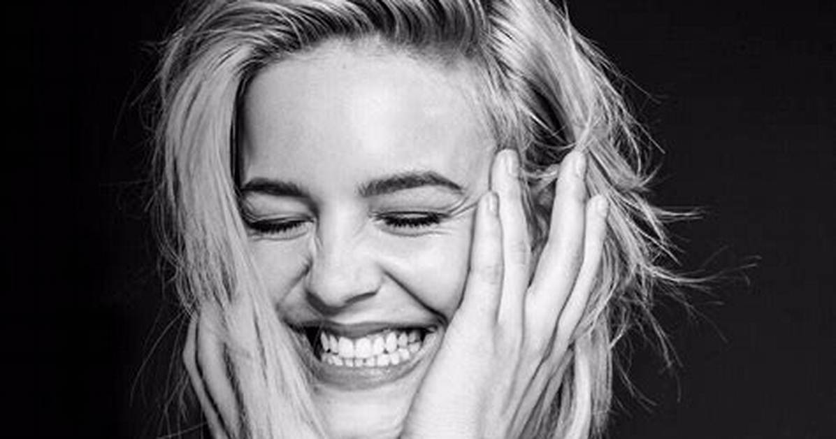 Anne-Marie Announces New Single 'Heavy'