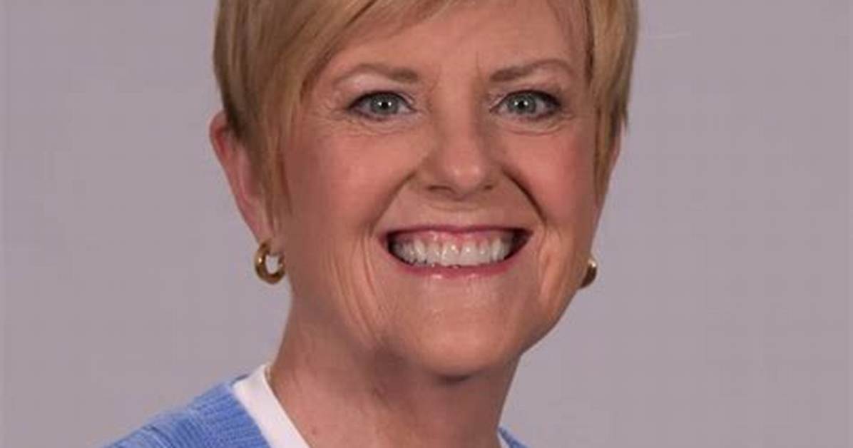 Anne Thompson- Wiki, Age, Height, Net Worth, Husband, Marriage