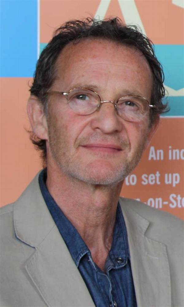 Anton Lesser- Wiki, Age, Wife, Net Worth, Ethnicity, Career