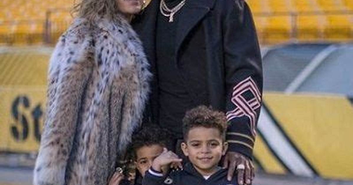 Antonio Brown’s Girlfriend: Who Is Antonio Brown Dating?