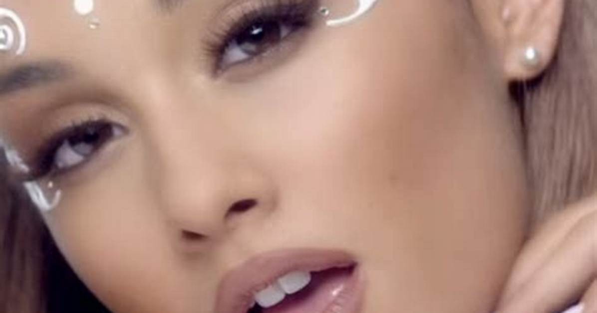 Ariana Grande Is Officially an Honorary Citizen of Manchester