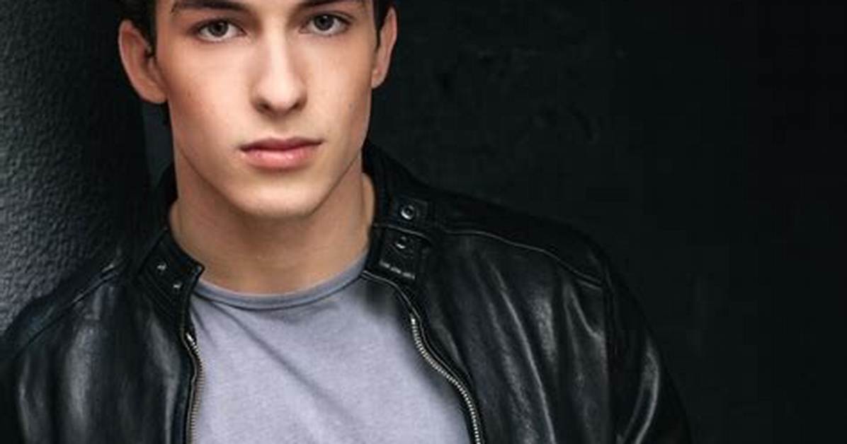 Artist 101: Josh Bogert - Celebmix