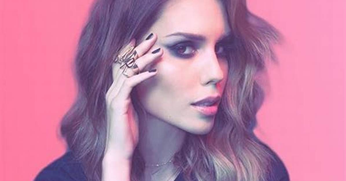 Artist 101: Svala - Celebmix