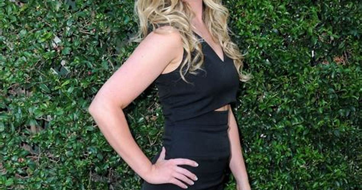 Ashley Newbrough- Wiki, Age, Height, Net Worth, Boyfriend, Ethnicity