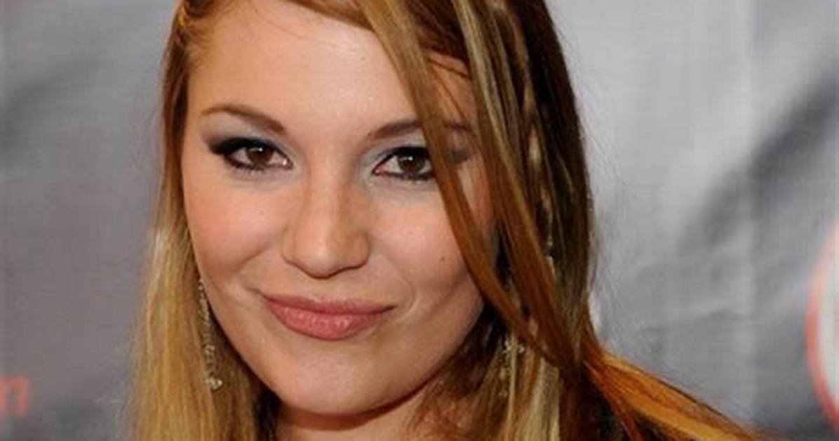 Aurora Snow Net Worth, Age, Height, Bio, Birthday, Wiki!