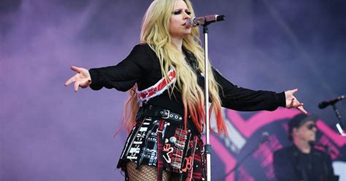 Avril Lavigne Has Re-Recorded Her Song "Warrior" Releasing the Charity Single This Friday