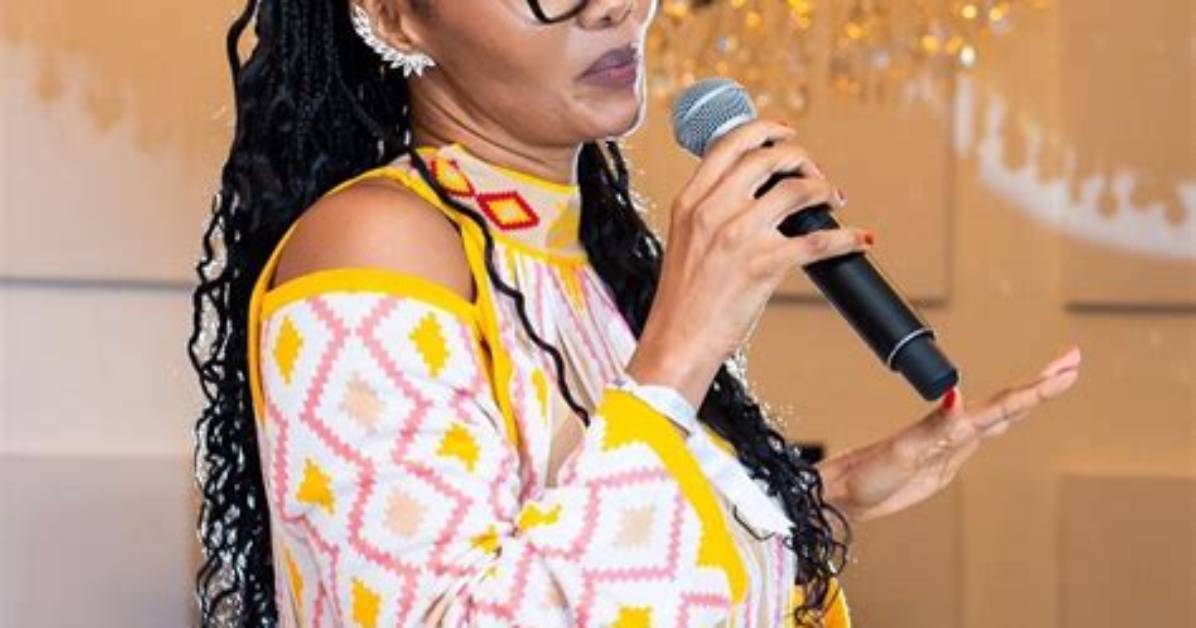 Azania Mosaka Biography: Age, Husband, Children, Net Worth, Parents, Boyfriend, Hairstyles