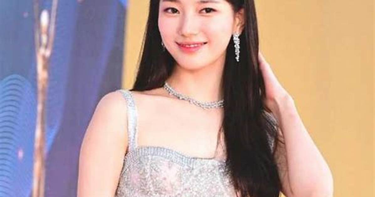 Bae Suzy - Age, Net Worth, Height, Bio, Wiki!