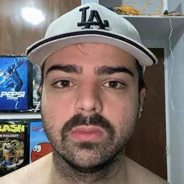 Bananirou’s Girlfriend: Who Is Bananirou Dating?
