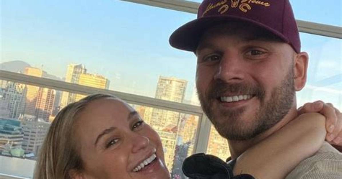 Becca Tobin’s Husband: Who Is Becca Tobin Dating?
