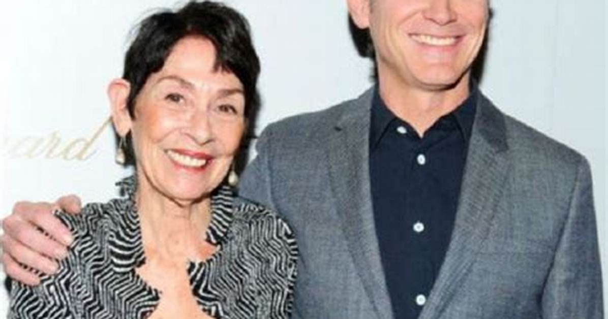 Billy Crudup Bio, Age, Parents, Wife, Children, Net Worth