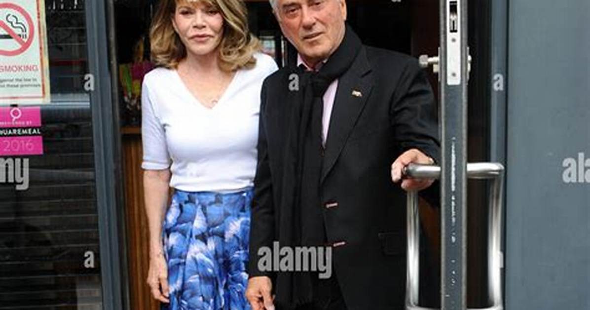 Billy Murray Wife: Meet Elaine Murray