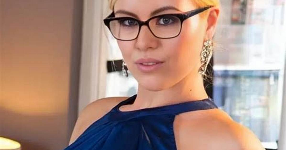 Biography, Net Worth, Weight & More