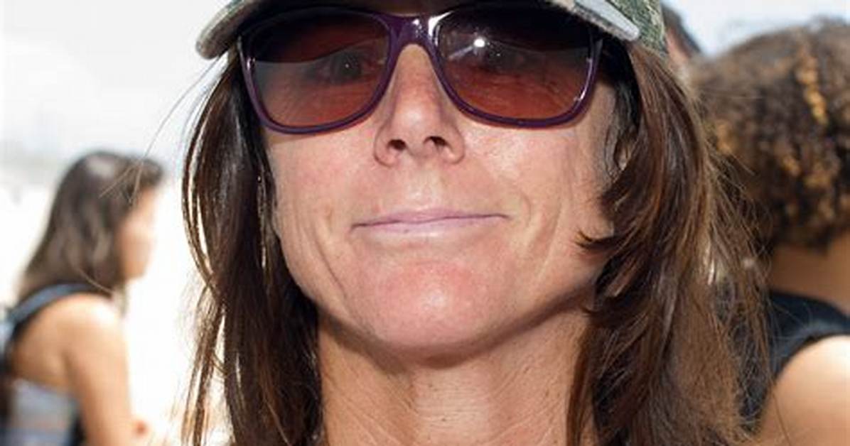 Cara-Beth Burnside Net Worth, Age, Height, Bio, Birthday, Wiki!