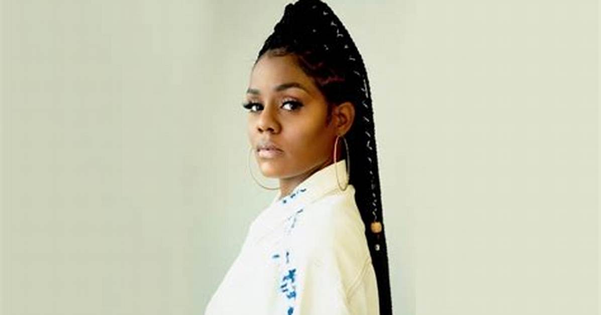 Celebmix Interview with Dominican Singer-Songwriter Navy