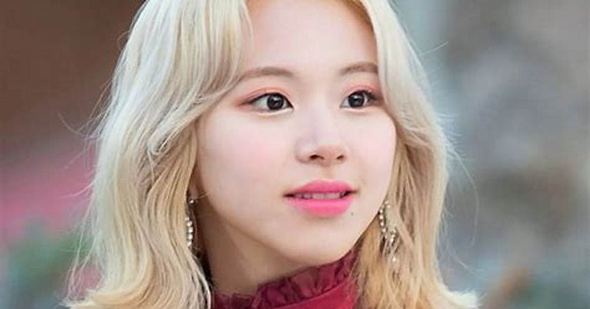 Chaeyoung Bio, Age, Parents, Boyfriend, Children, Net Worth