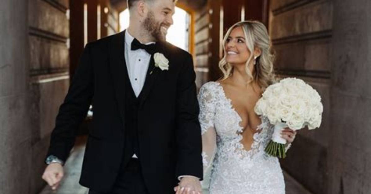 Chas Mccormick Girlfriend, Wife, Parents, Family, Salary & Facts