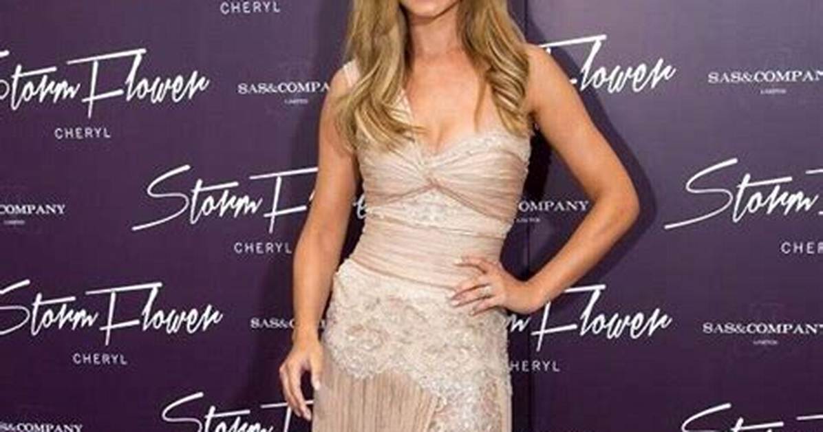 Cheryl Stuns at Perfume Launch