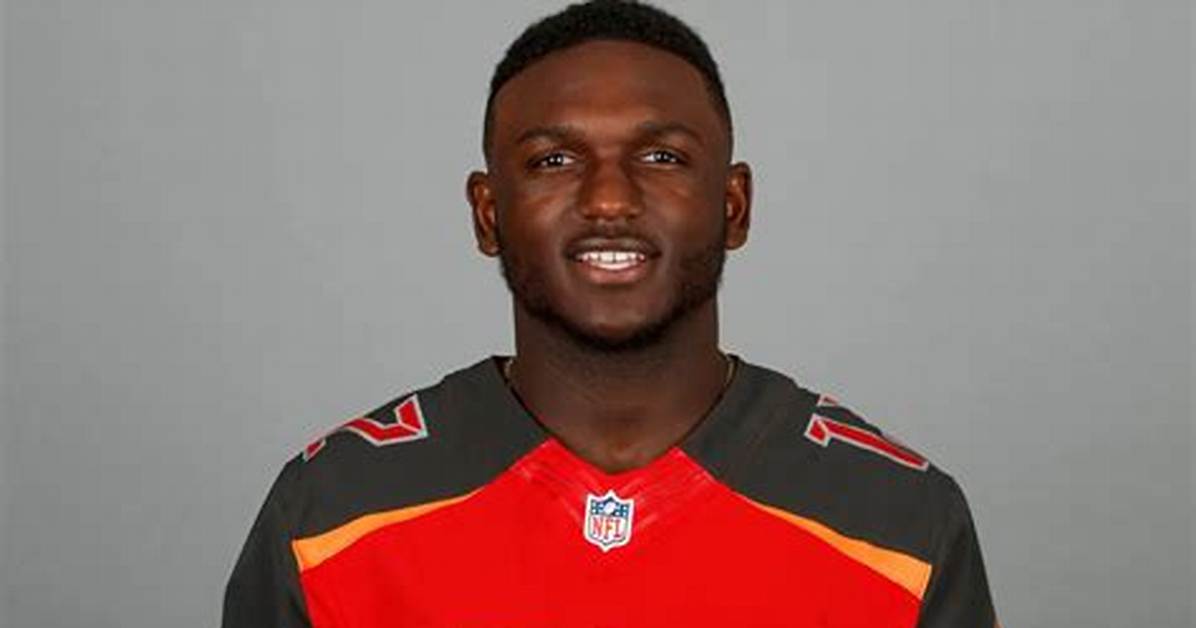 Chris Godwin Bio, Age, Net Worth, Height, Parents, Siblings, Wife, Children