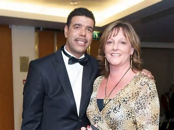 Chris Kamara Wife: Is Chris Kamara Married?