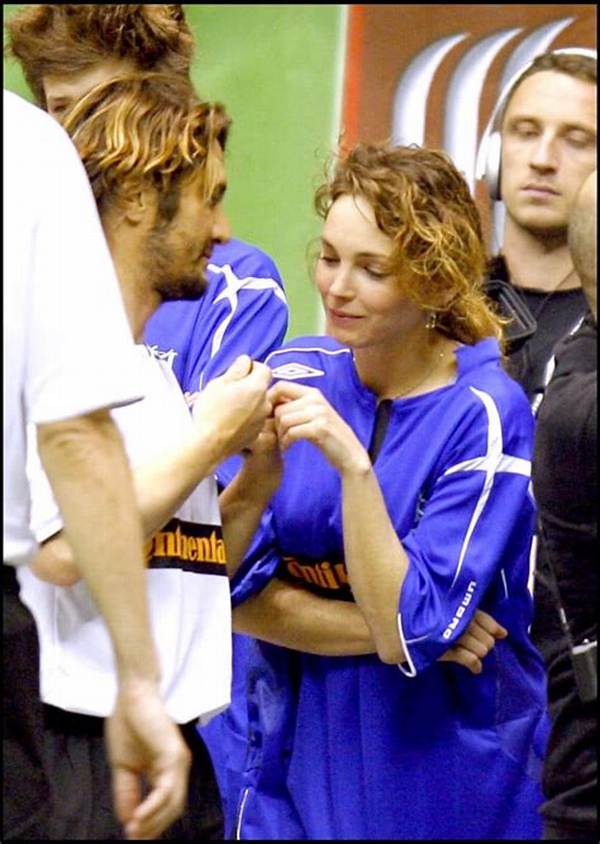 Claire Keim Et Son Fils
