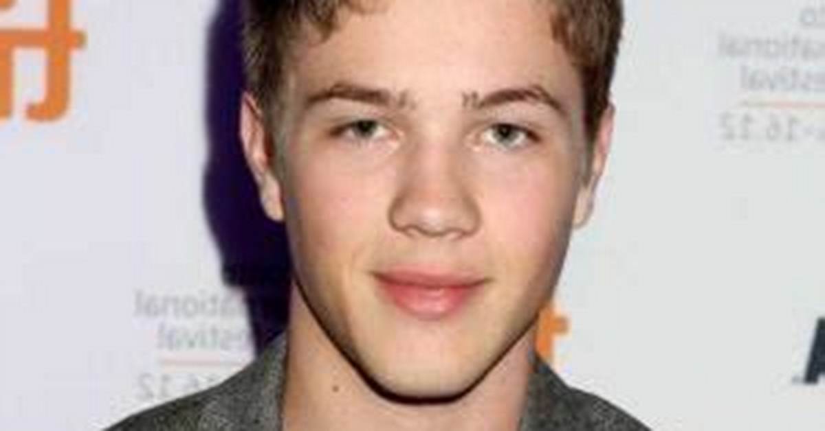 Connor Jessup- Net Worth, Age, Girlfriend, Height, Instagram, Career