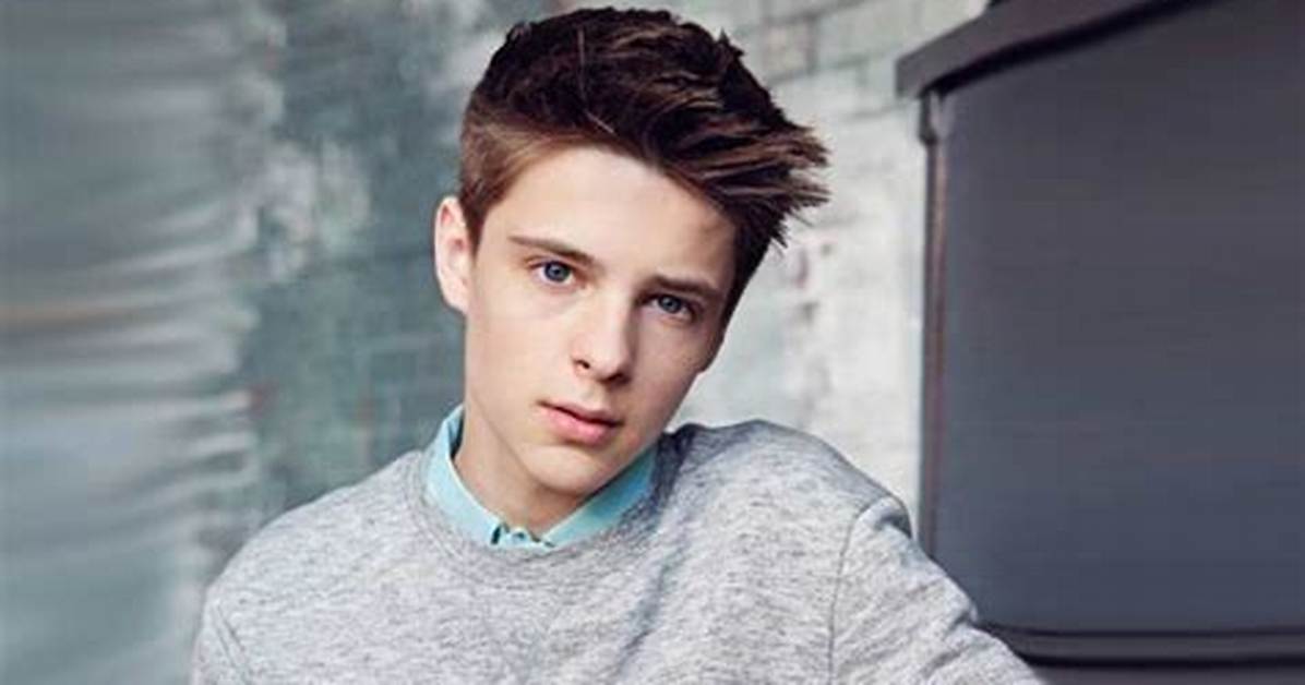 Corey Fogelmanis- Net Worth, Bio, Age, Dating, Height, Career