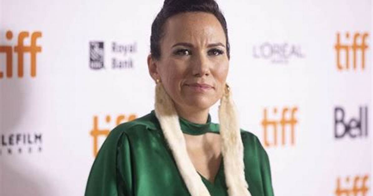 Danis Goulet Biography: Movies, Age, Net Worth, Husband, Children, Family, Height, Wiki