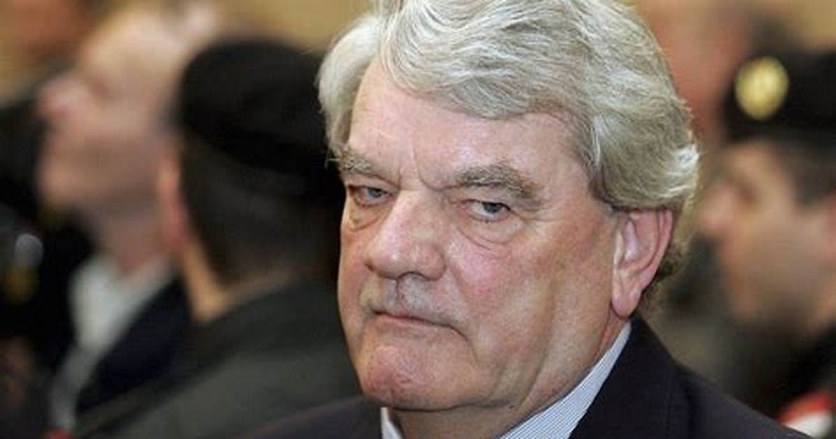 David Irving’s Girlfriend: Who Is David Irving Dating?