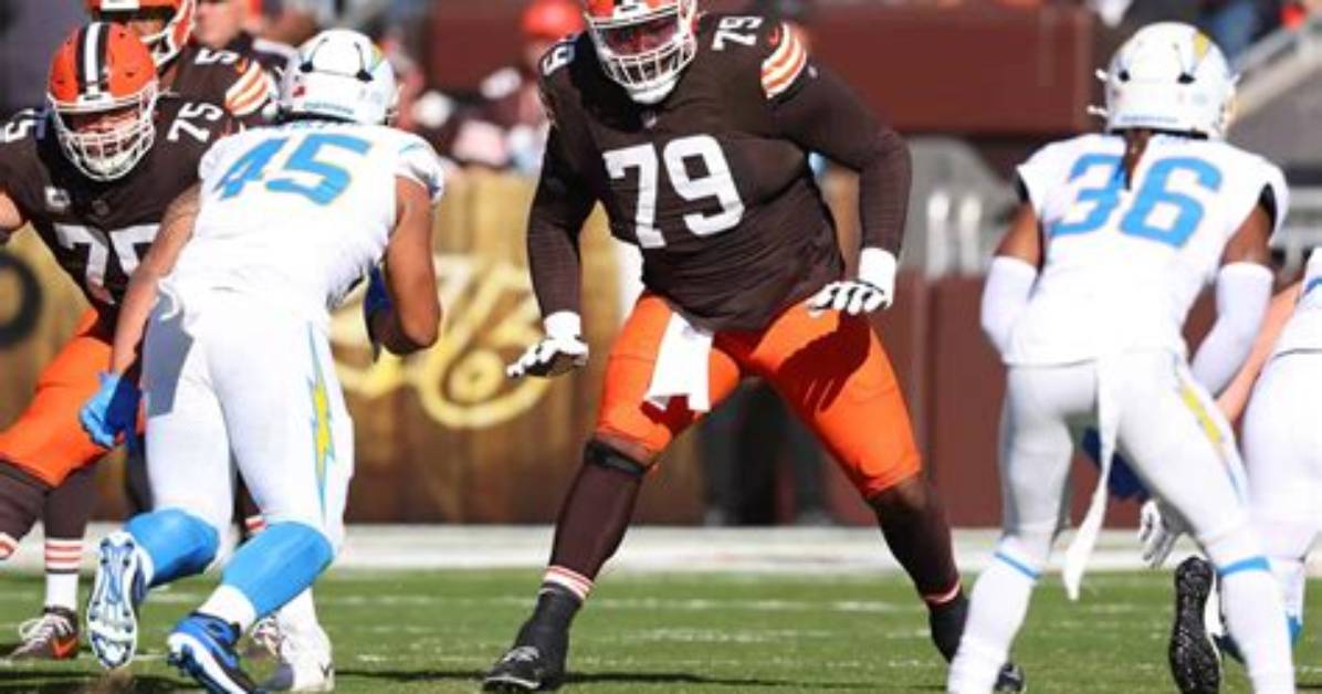 Dawand Jones Siblings: Does Dawand Jones Have Siblings?