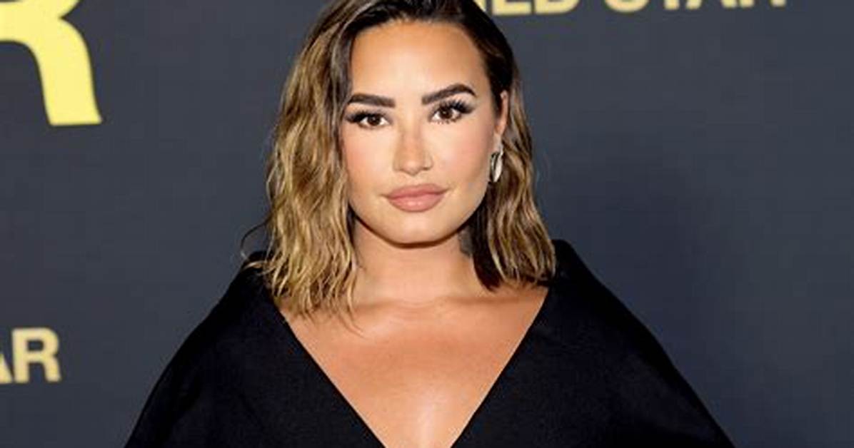 Demi Lovato Opens up About Her Father’s Death