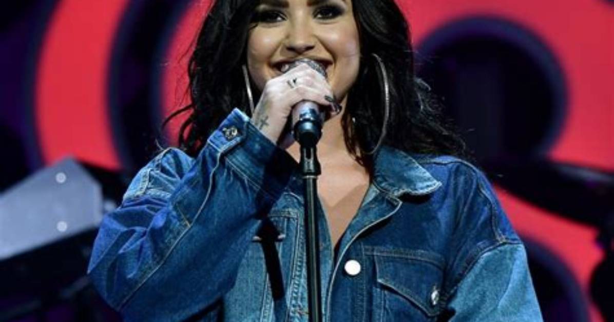 Demi Lovato Performs for Live Lounge