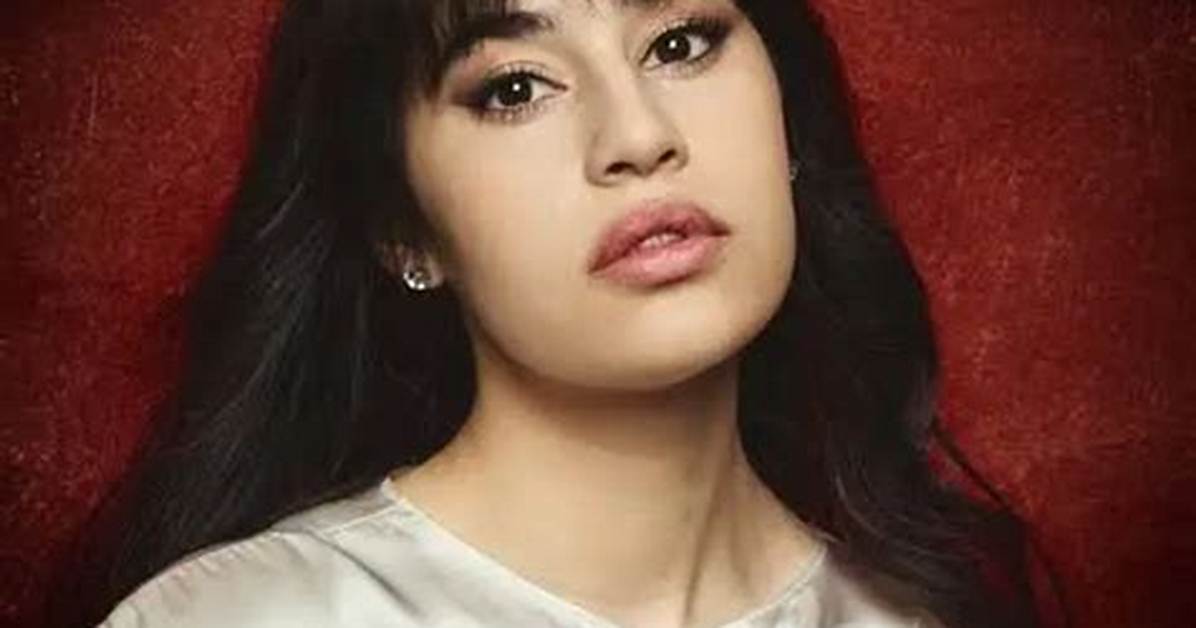 Diana Golden Net Worth, Age, Height, Bio, Birthday, Wiki!