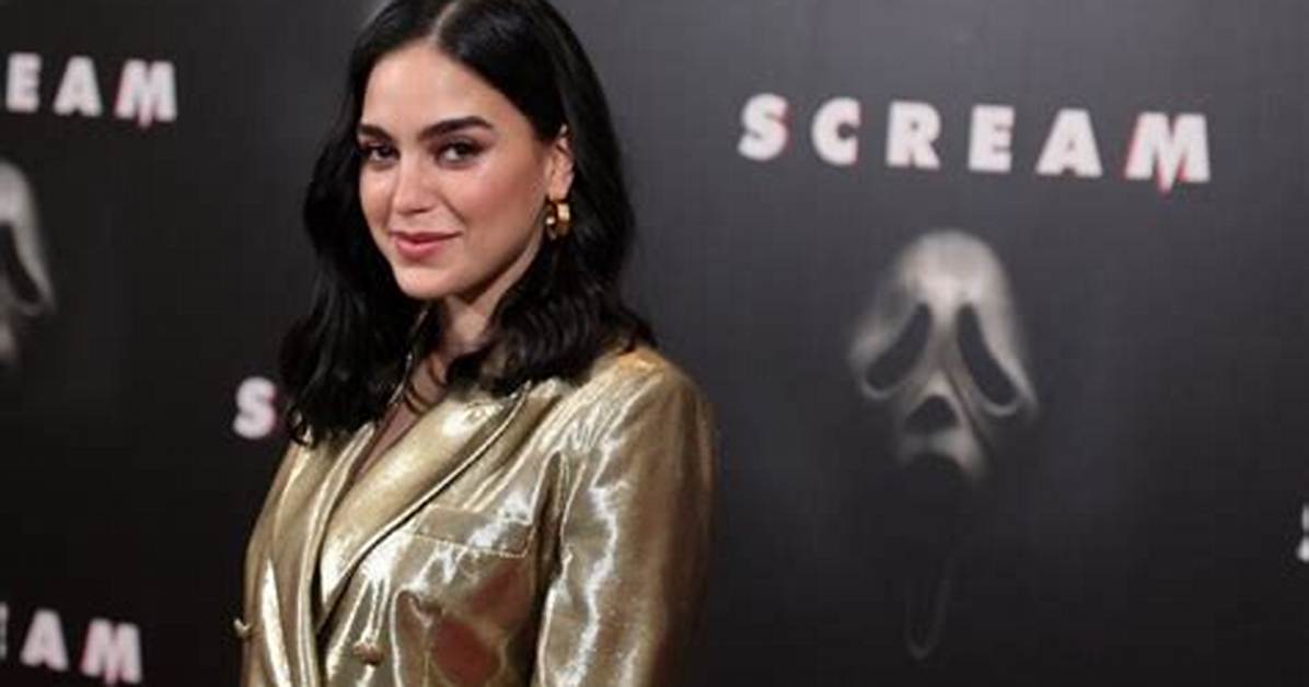 Does Melissa Barrera Have Children?