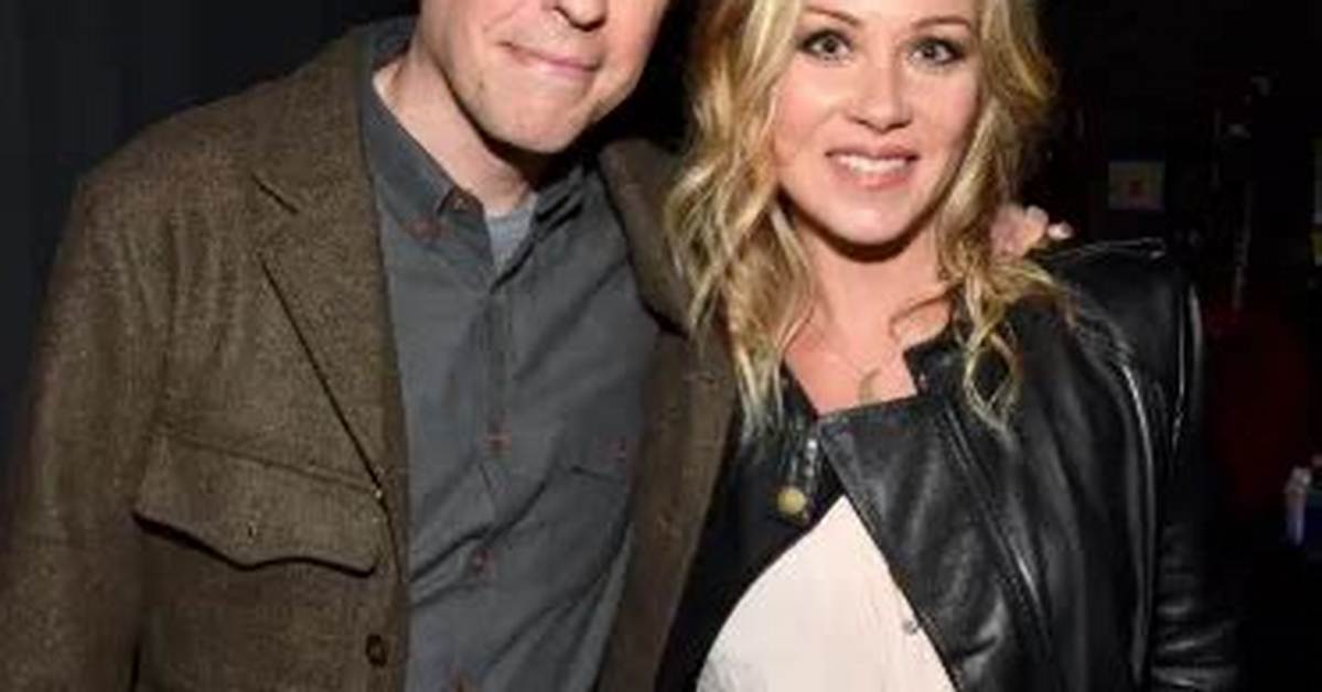 Ed Helms Biography: Show, Wife, Net Worth, Children, Education, Daughter, Singing, True Story, Hangover, Vacation, Wikipedia